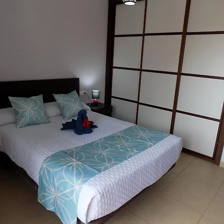 アパート Atico Emilia *